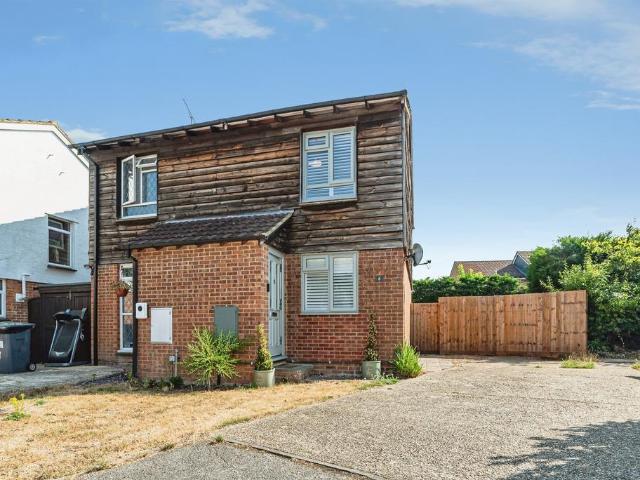 House for sale in Tadley, Priest Down