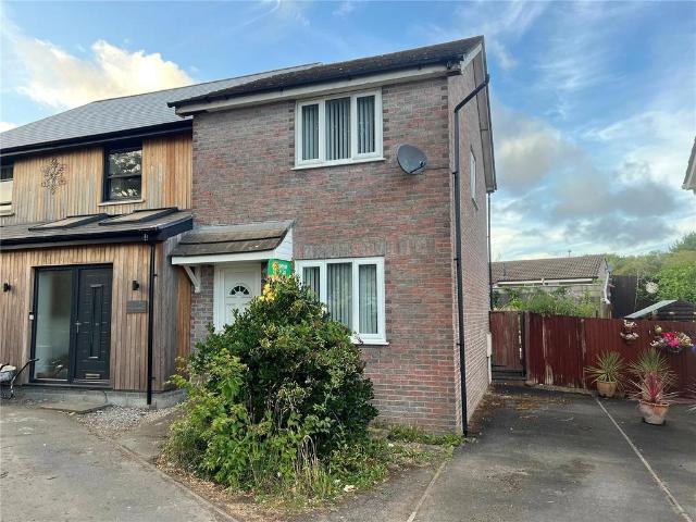 House for sale in Llangennech, Wales
