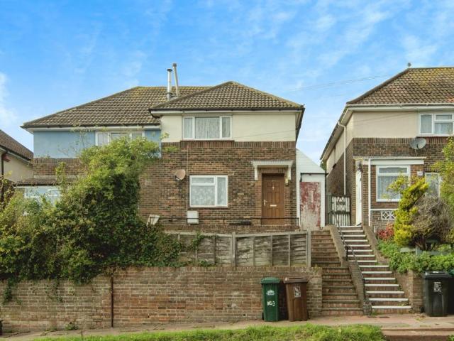 House for sale in Whitehawk, Brighton & Hove