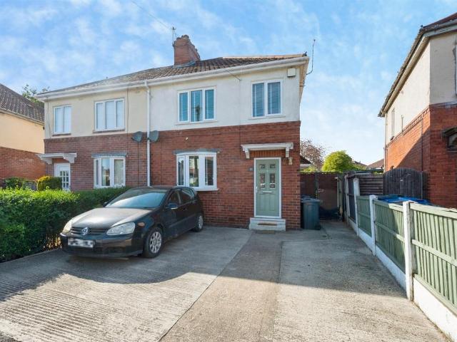 House for sale in Thurnscoe, South Yorkshire