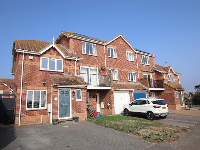 House for sale in Clacton-on-Sea, Tendring