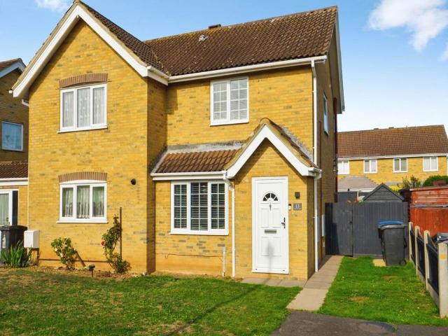 House for sale in Aylesham, Dover