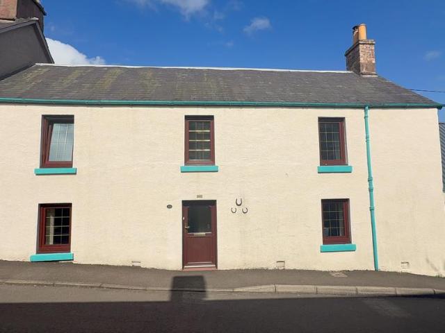 House for sale in Alyth, Scotland