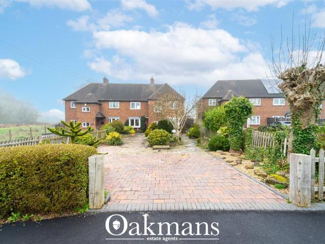 House for sale in Bromsgrove, Worcestershire