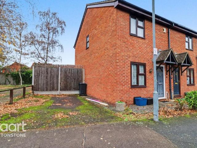 House for sale in Snaresbrook, Greater London