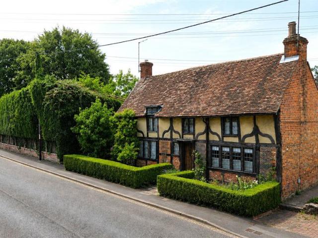 House for sale in Bolton Low Houses, Hampshire