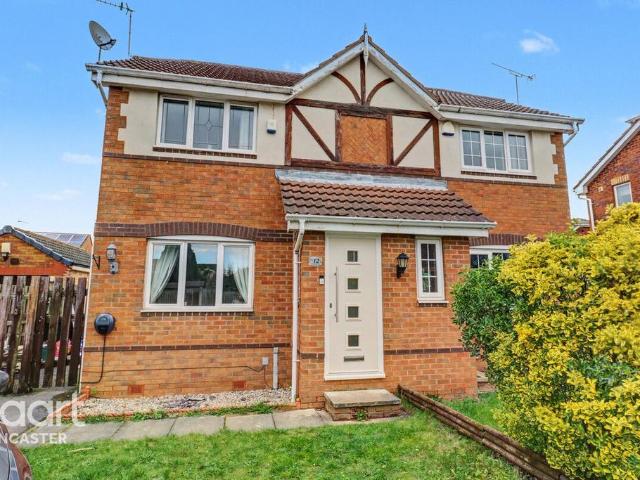 House for sale in Rossington, South Yorkshire