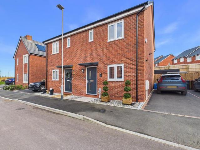 House for sale in Bramshall, East Staffordshire