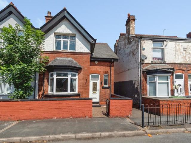 House for sale in Catherine Cross, Darlaston