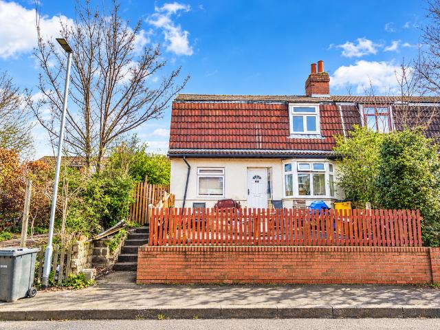 House for sale in Harehills, West Yorkshire