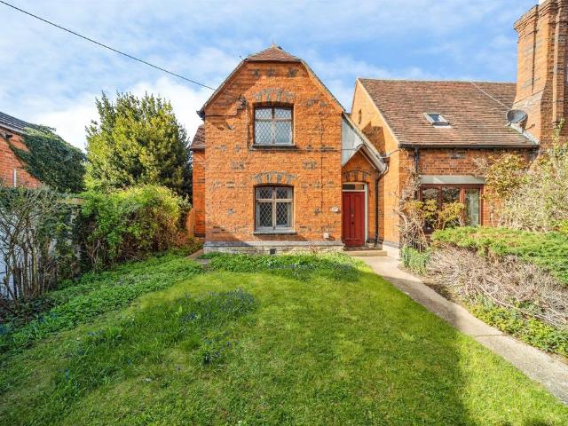 House for sale in Milton Keynes