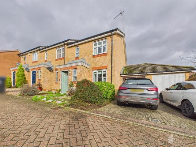 House for sale in Great Ashby, King's Walden