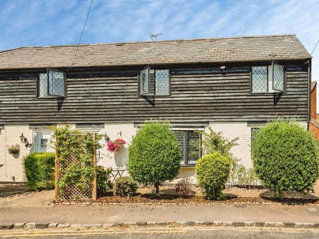 House for sale in Wooburn, Bourne End