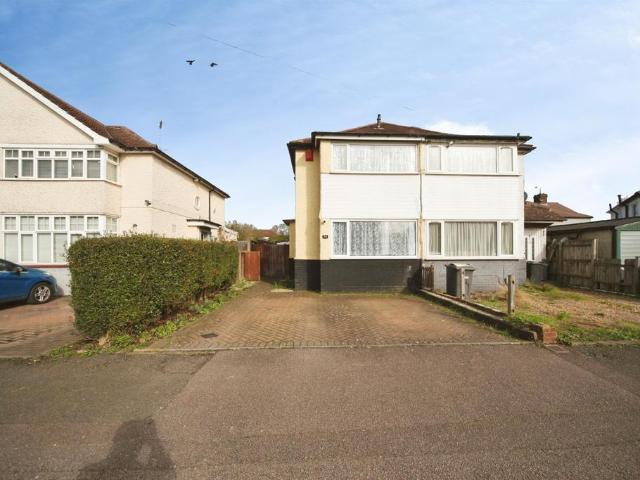 House for sale in Sundon Park, Luton