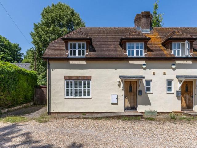 House for sale in Sutton Scotney, Hampshire