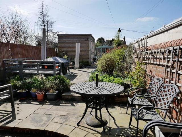 House for sale in Pewsham, Chippenham