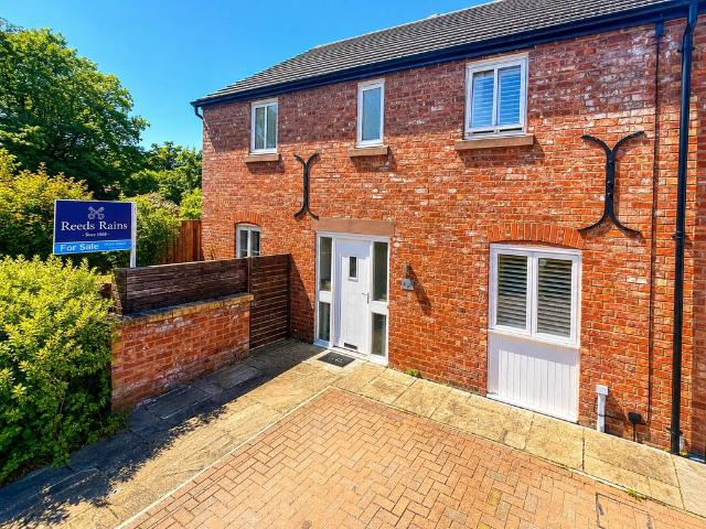 House for sale in Wervin, Cheshire