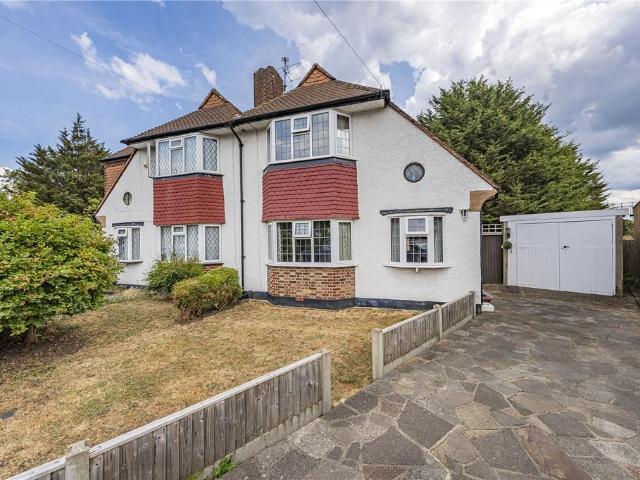 House for sale in Motspur Park, Greater London