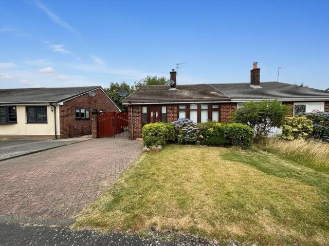 House for sale in Roby Mill, Lancashire