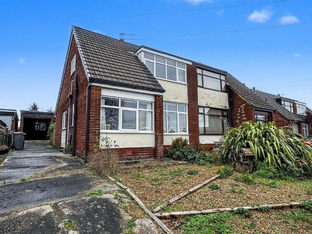 House for sale in Cabus, Lancashire