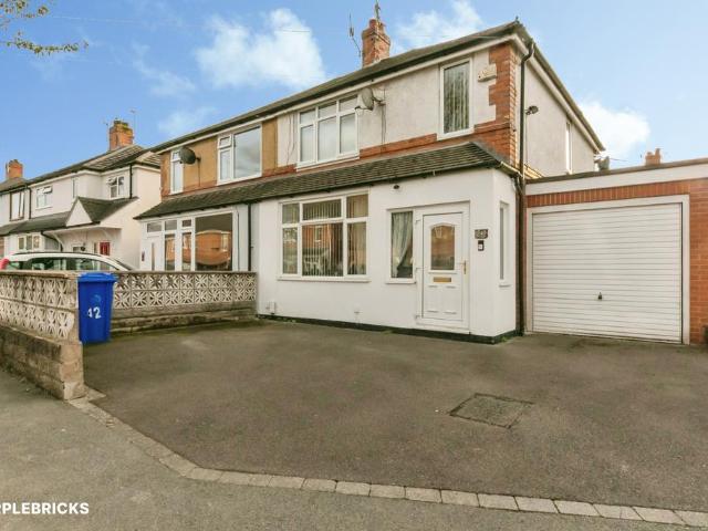 House for sale in Fenton, Stoke-on-Trent