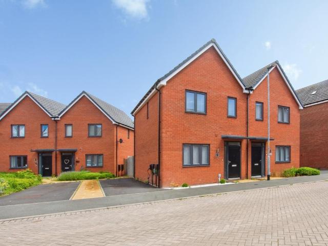 House for sale in Oxley, West Midlands
