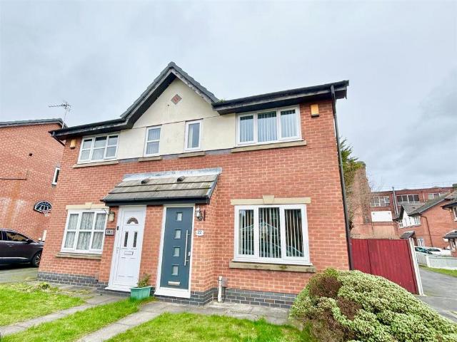 House for sale in Bedford, Wigan