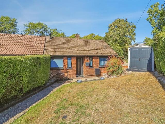 House for sale in Totternhoe, Bedfordshire