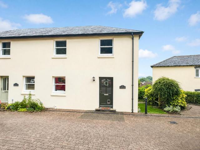 House for sale in Carmarthen, Wales
