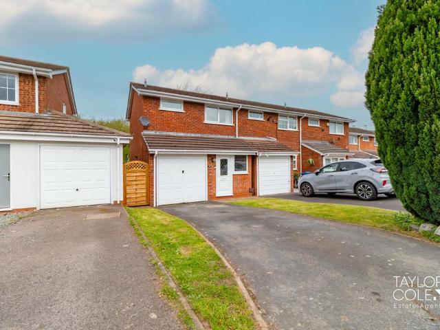 House for sale in Stonydelph, Kettlebrook