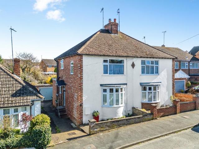 House for sale in Rushden