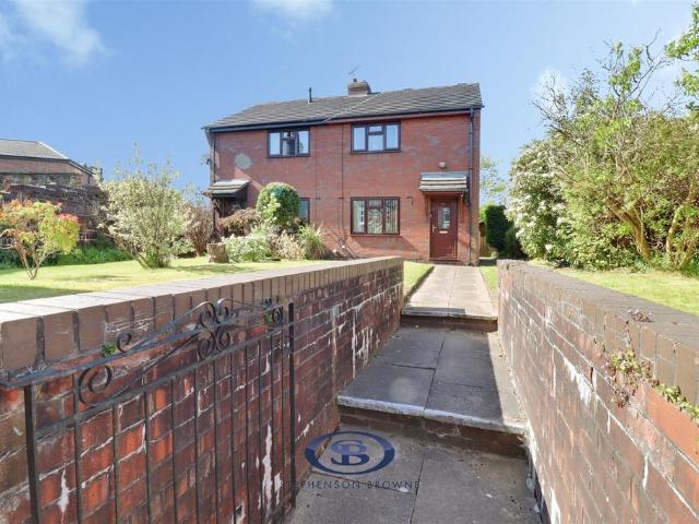 House for sale in Sandbach Heath, Sandbach