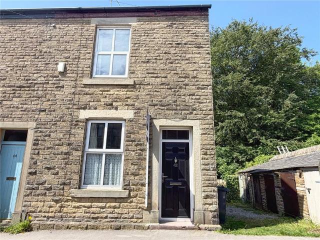 House for sale in Charlestown, Charlesworth