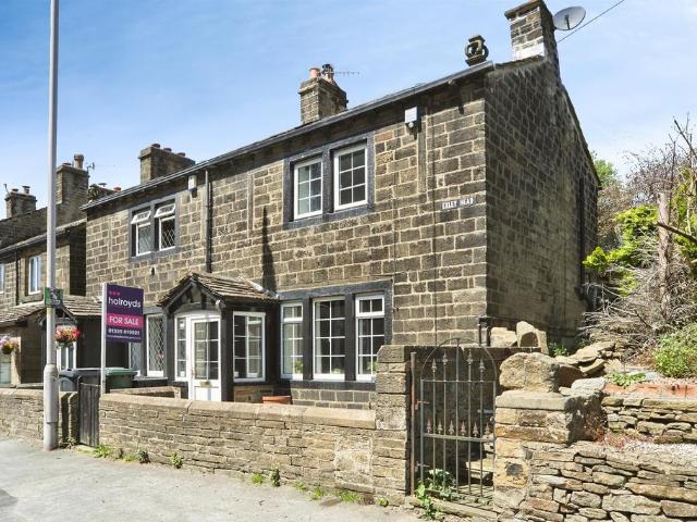 House for sale in Exley Head, Keighley