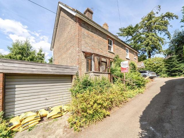 House for sale in Cross In Hand, East Sussex