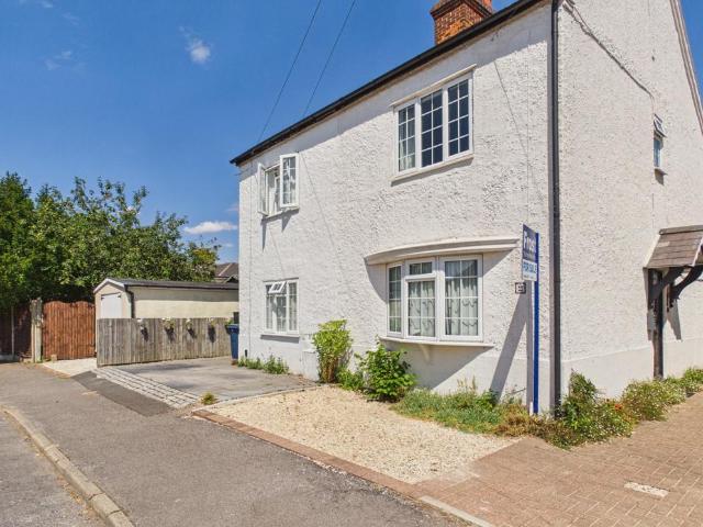 House for sale in Chepping Wycombe, Loudwater