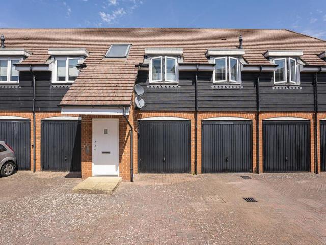 House for sale in Horsham, West Sussex