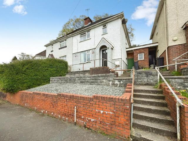 House for sale in Cilybebyll, Alltwen