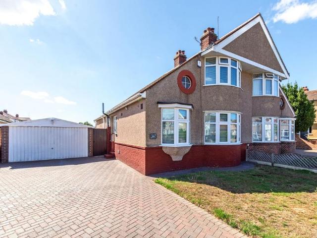 House for sale in Blackfen, Greater London