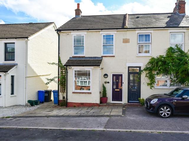 House for sale in Frogmore, Hart