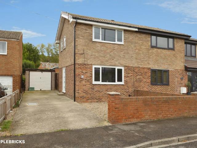 House for sale in Skelton and Brotton, Brotton
