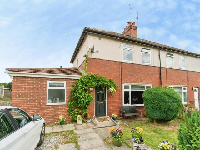 House for sale in Ackworth Moor Top, West Yorkshire