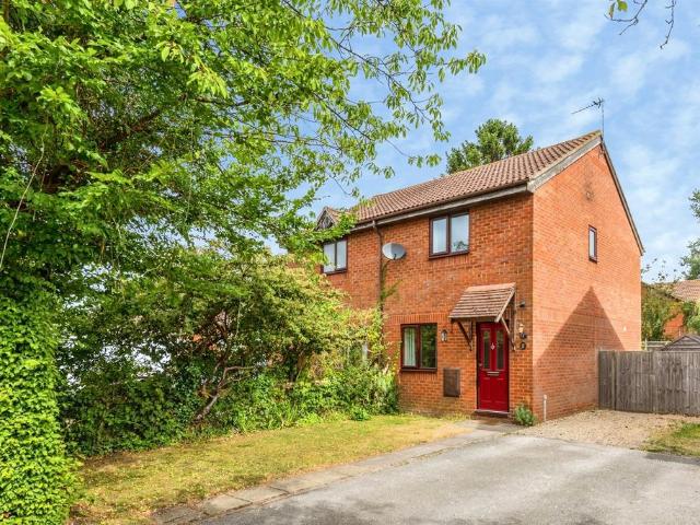 House for sale in Ickford