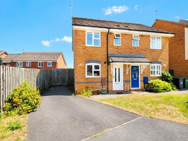 House for sale in Newton, New Bilton