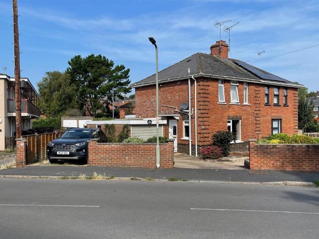 House for sale in St Loyes, Watergate