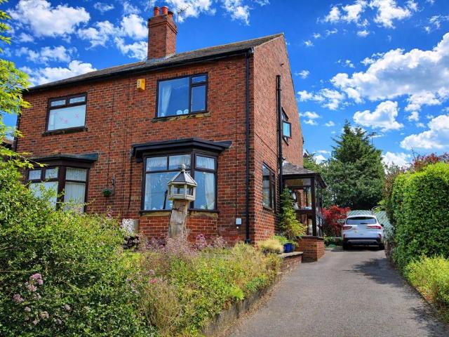 House for sale in Purston Jaglin, West Yorkshire