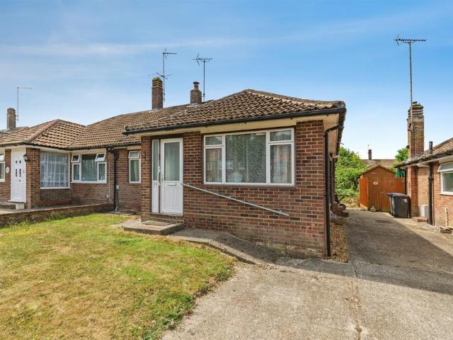 House for sale in Perryfields, West Sussex