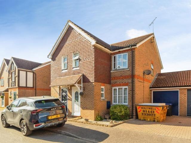 House for sale in Great Ashby, King's Walden