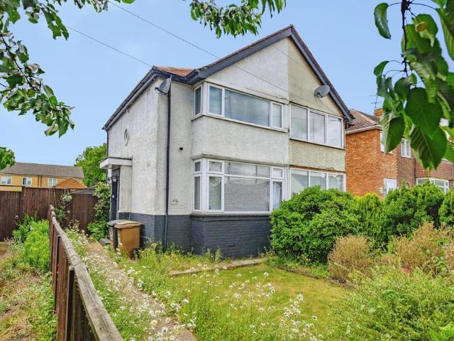House for sale in Sundon Park, Luton