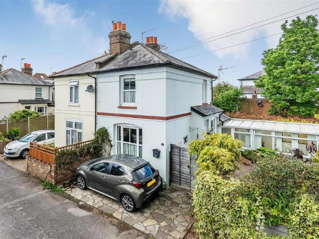 House for sale in Pachesham Park, Surrey